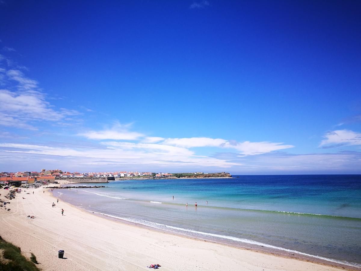 Peniche'S Blue & White Apartment Exterior photo